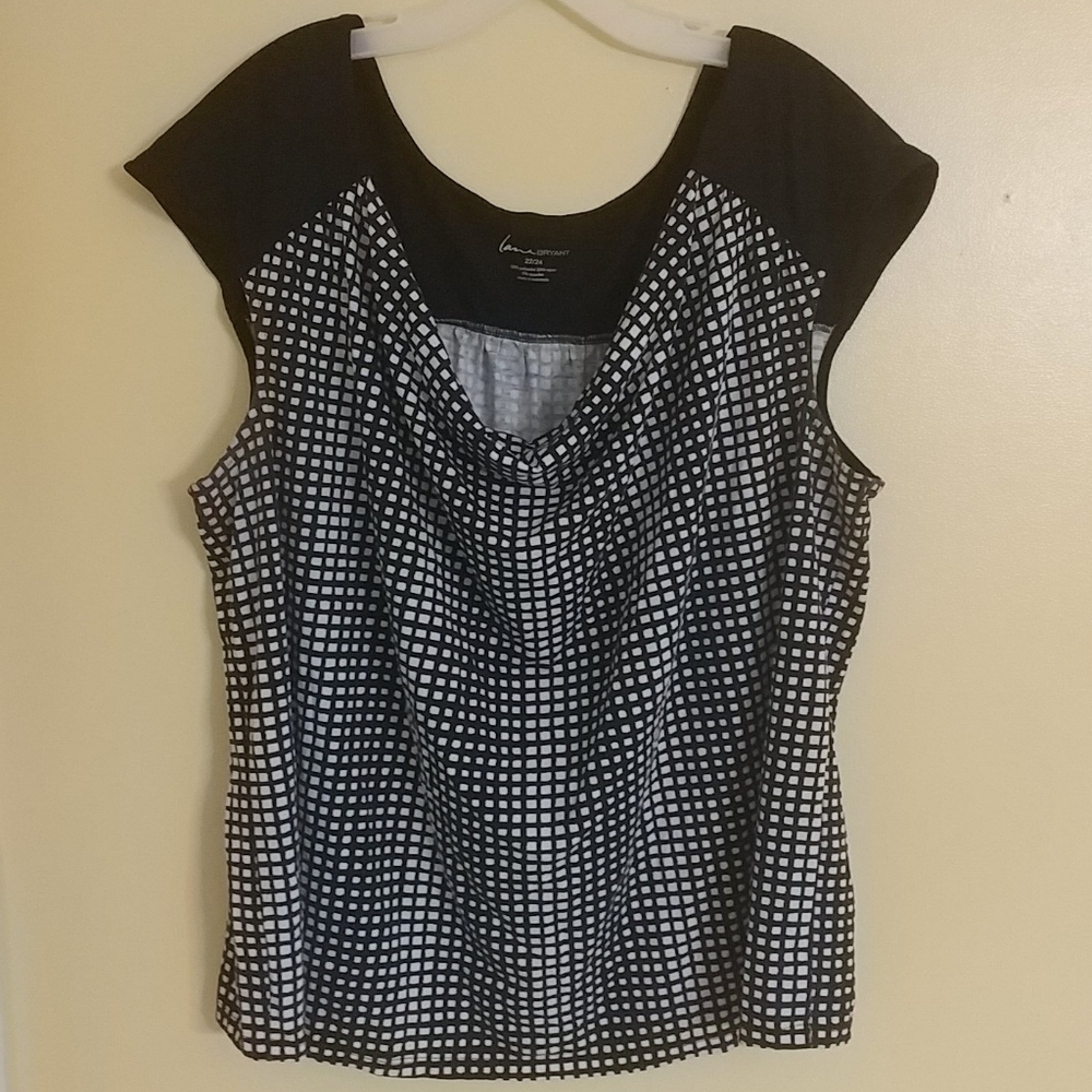 LANE BRYANT Black/White Cowl Neck Top 22 24